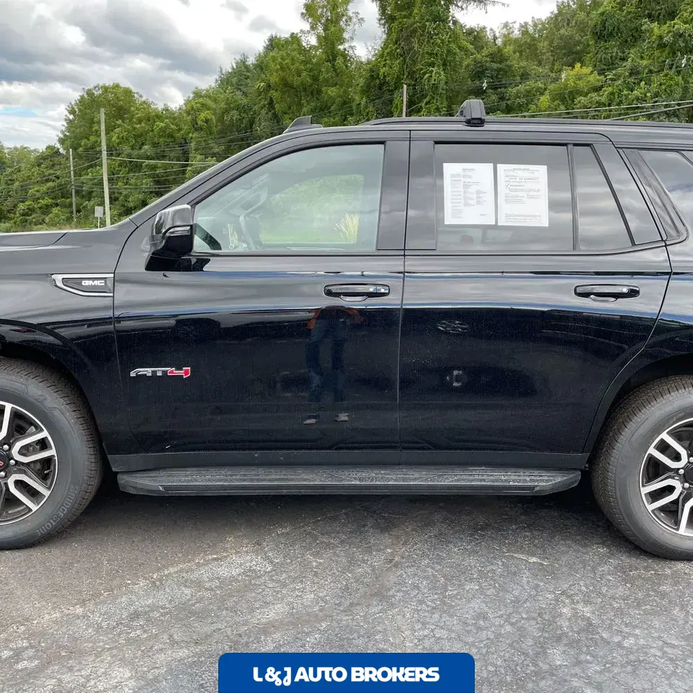2023 GMC Yukon AT4