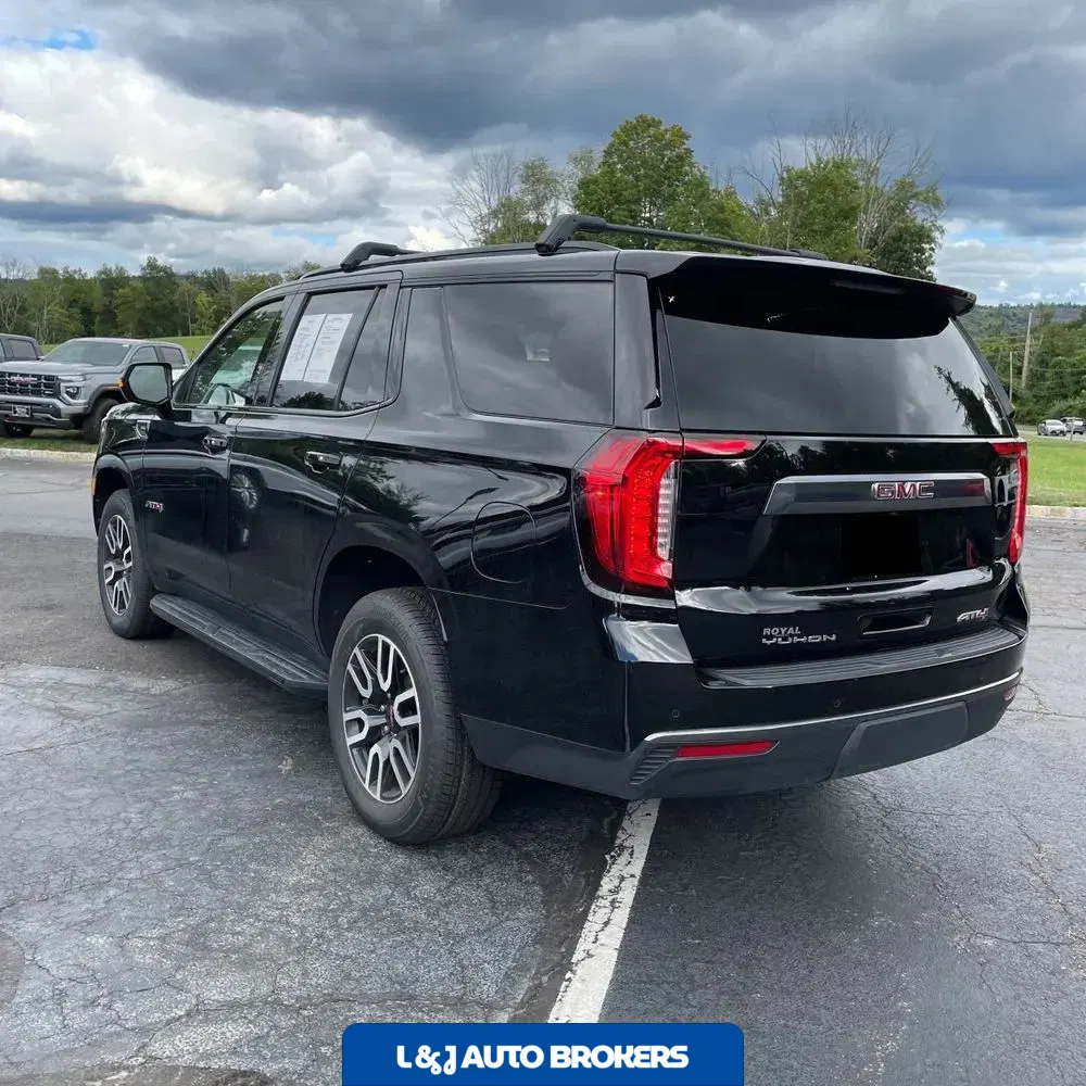 2023 GMC Yukon AT4
