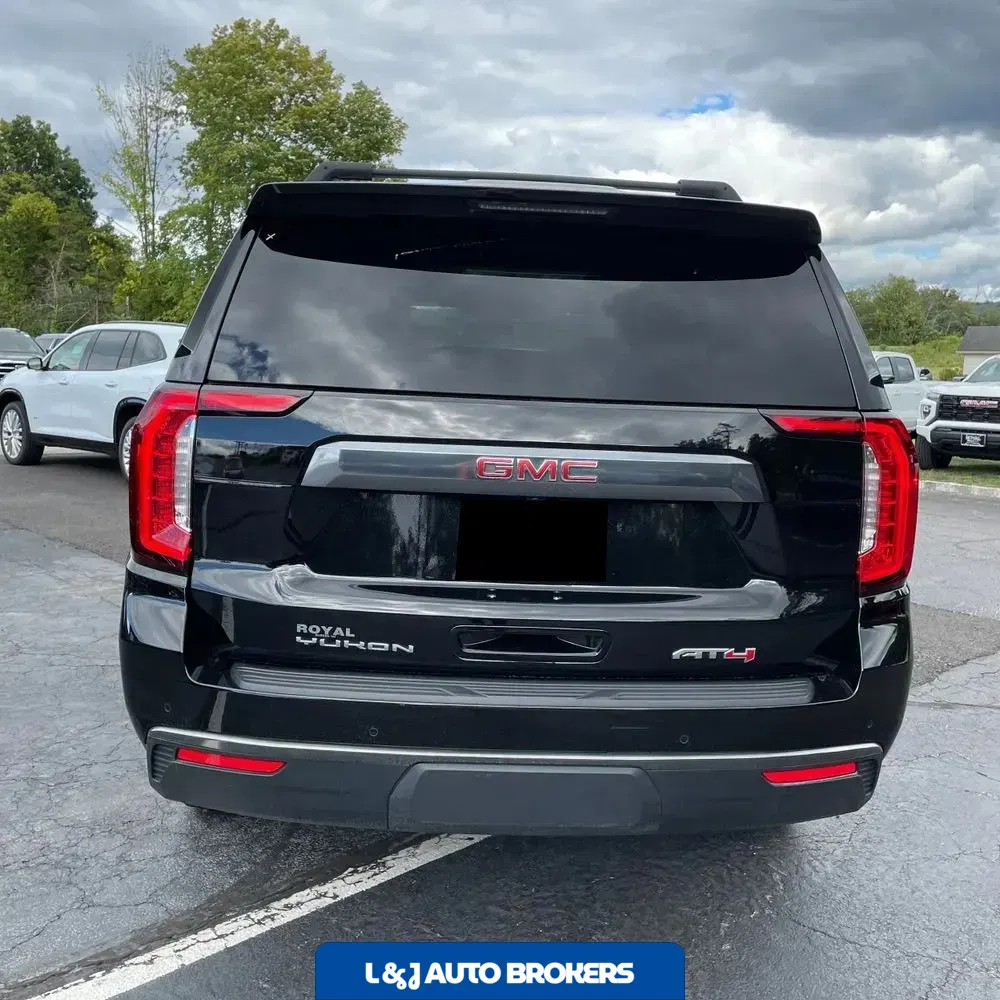 2023 GMC Yukon AT4