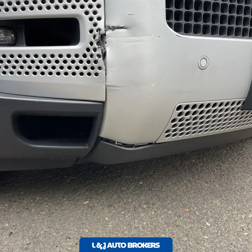 2024 Land Rover Defender 110 S P300