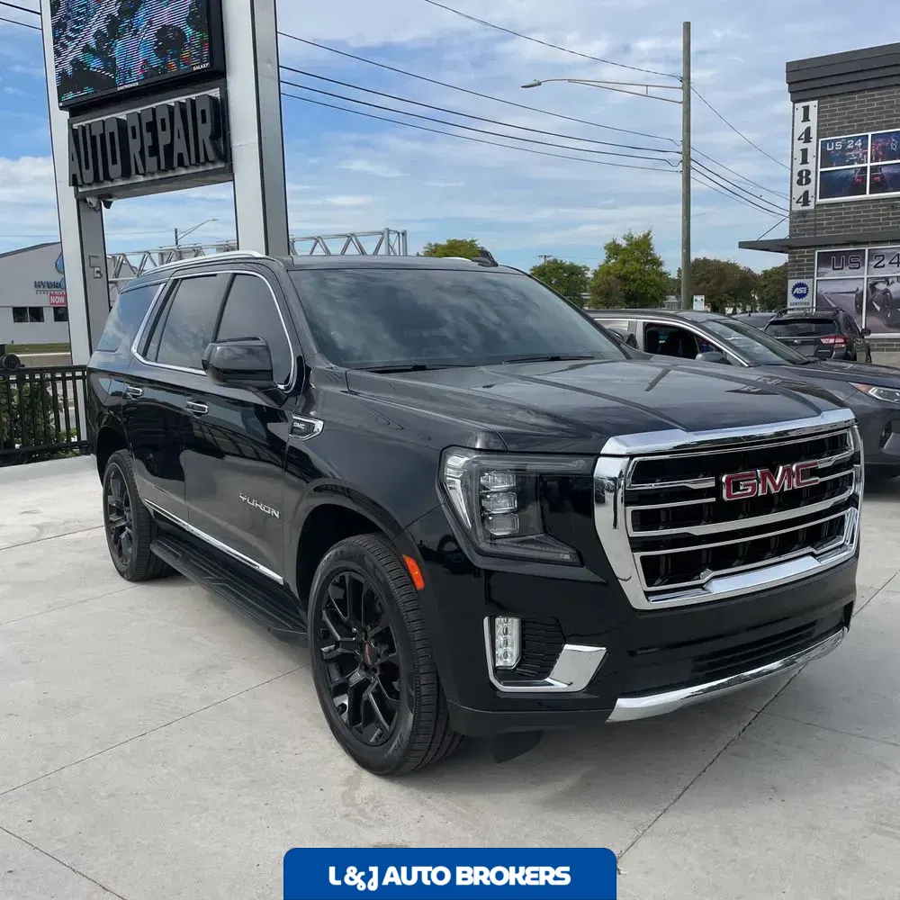 2023 GMC Yukon SLT