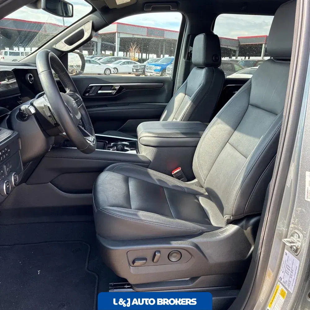 2025 Chevrolet Suburban Z71