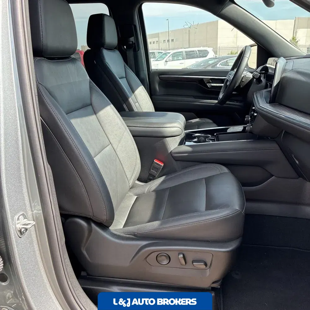 2025 Chevrolet Suburban Z71