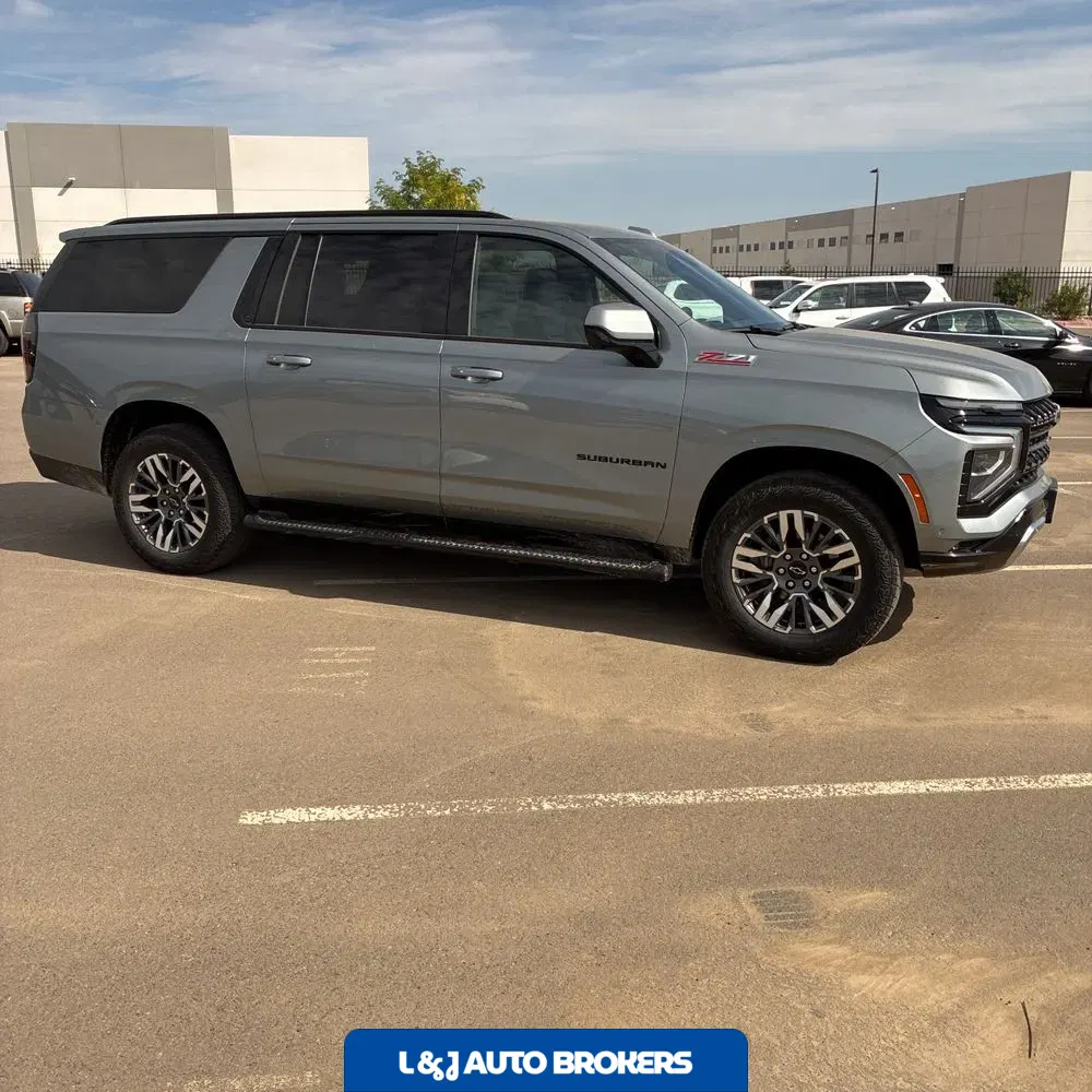 2025 Chevrolet Suburban Z71