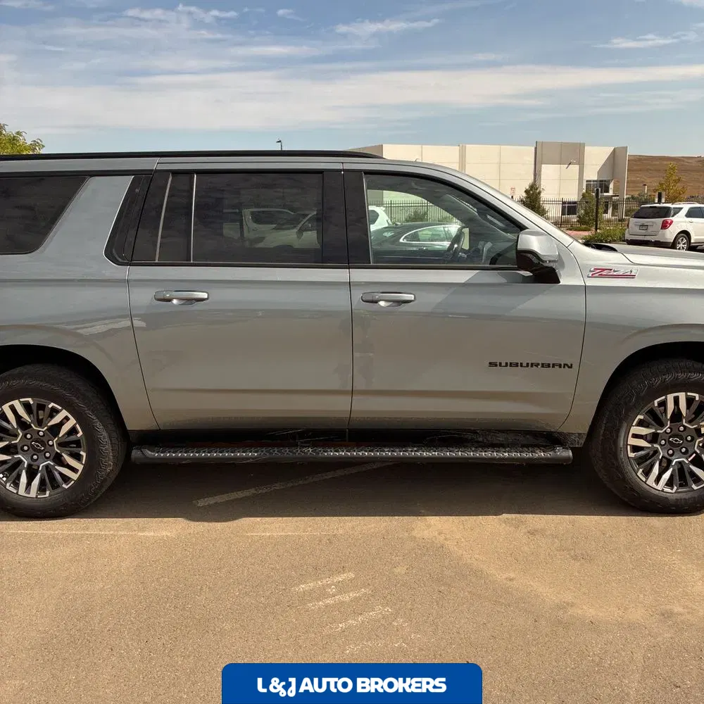 2025 Chevrolet Suburban Z71