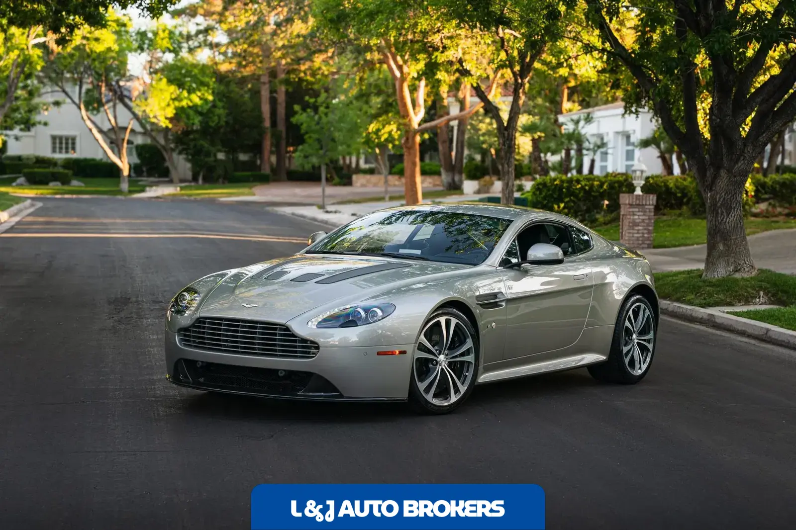2017 Aston Martin V12 Vantage S 7-Speed