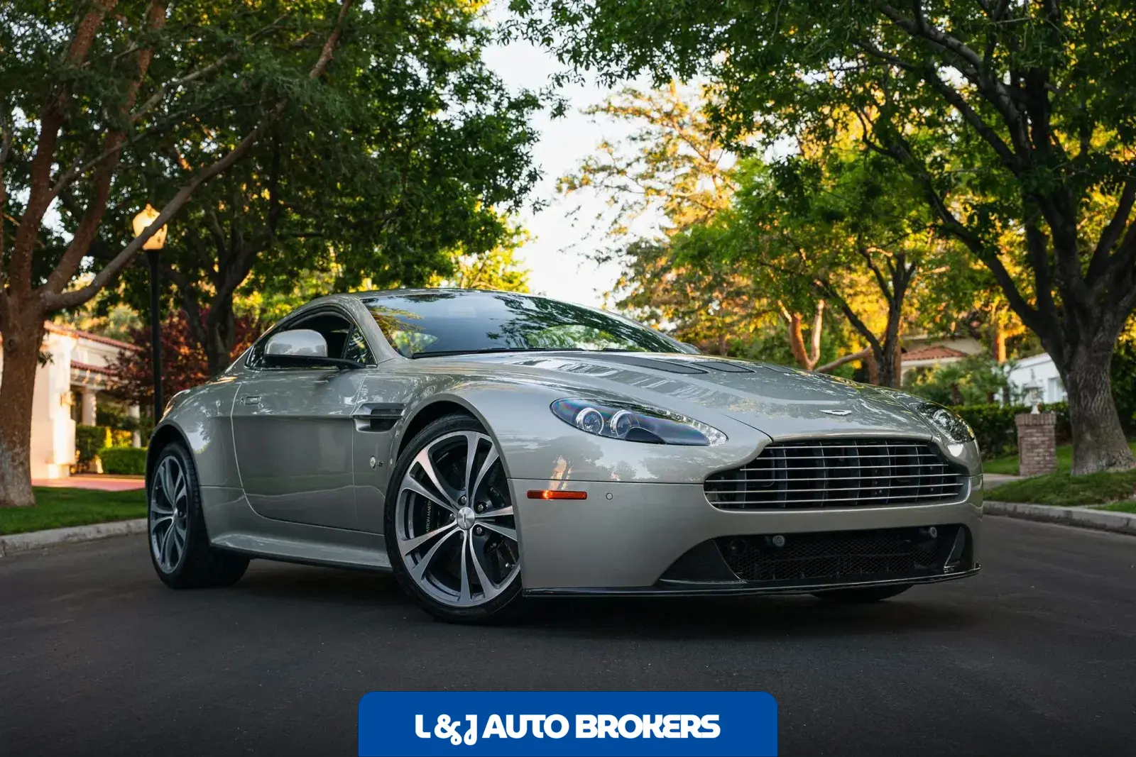 2017 Aston Martin V12 Vantage S 7-Speed