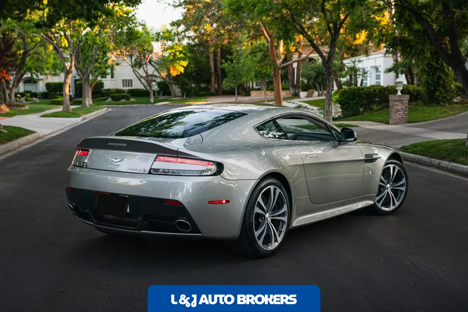 2017 Aston Martin V12 Vantage S 7-Speed