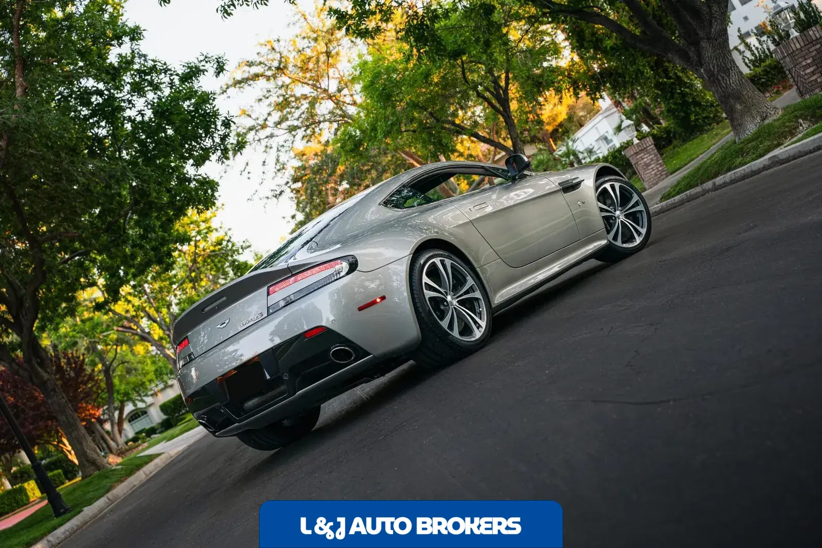 2017 Aston Martin V12 Vantage S 7-Speed