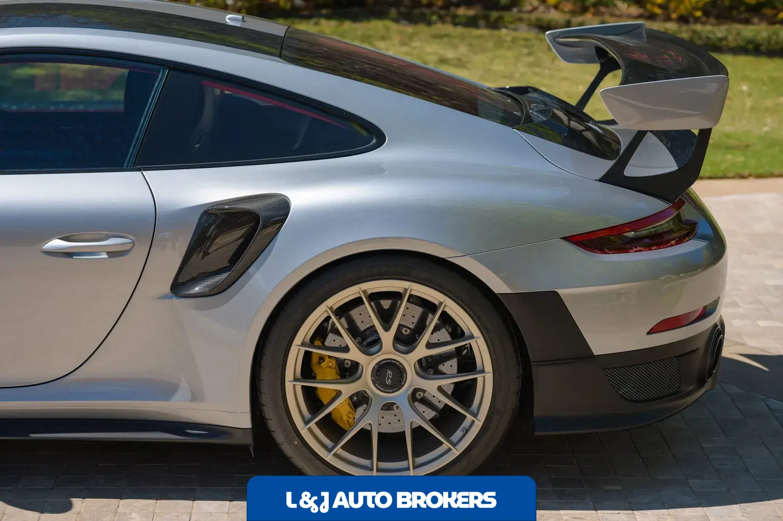 2018 Porsche 911 GT2 RS Weissach