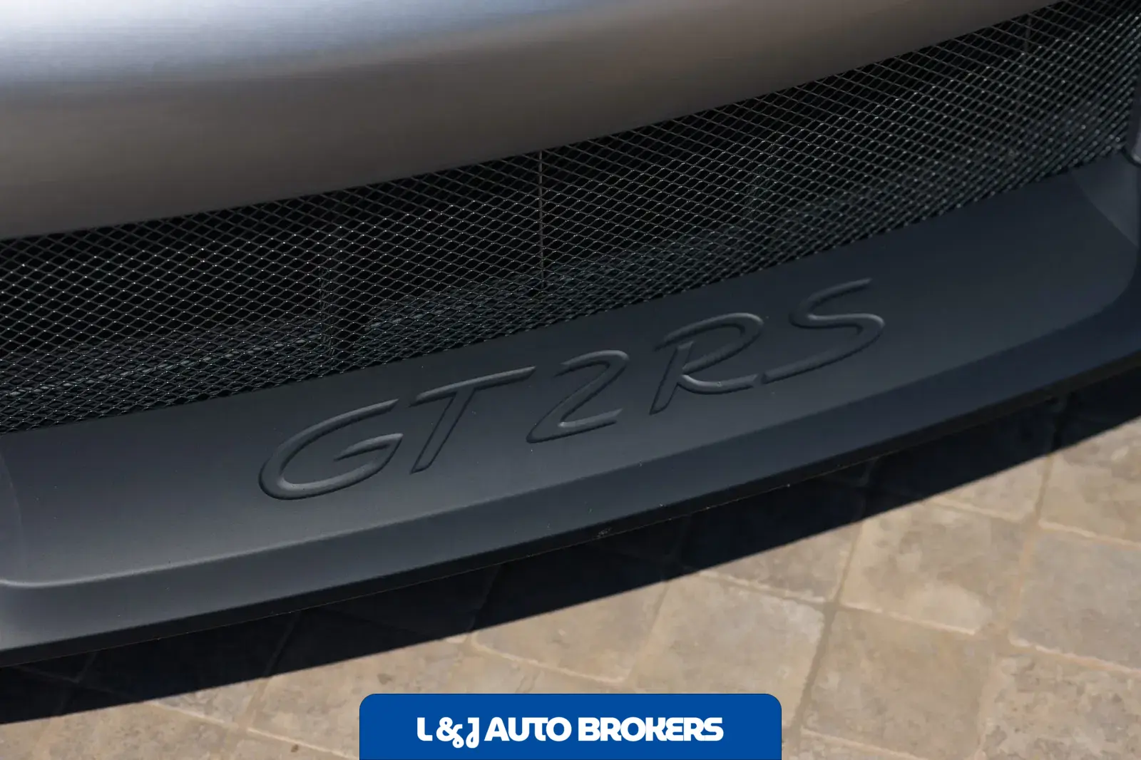 2018 Porsche 911 GT2 RS Weissach