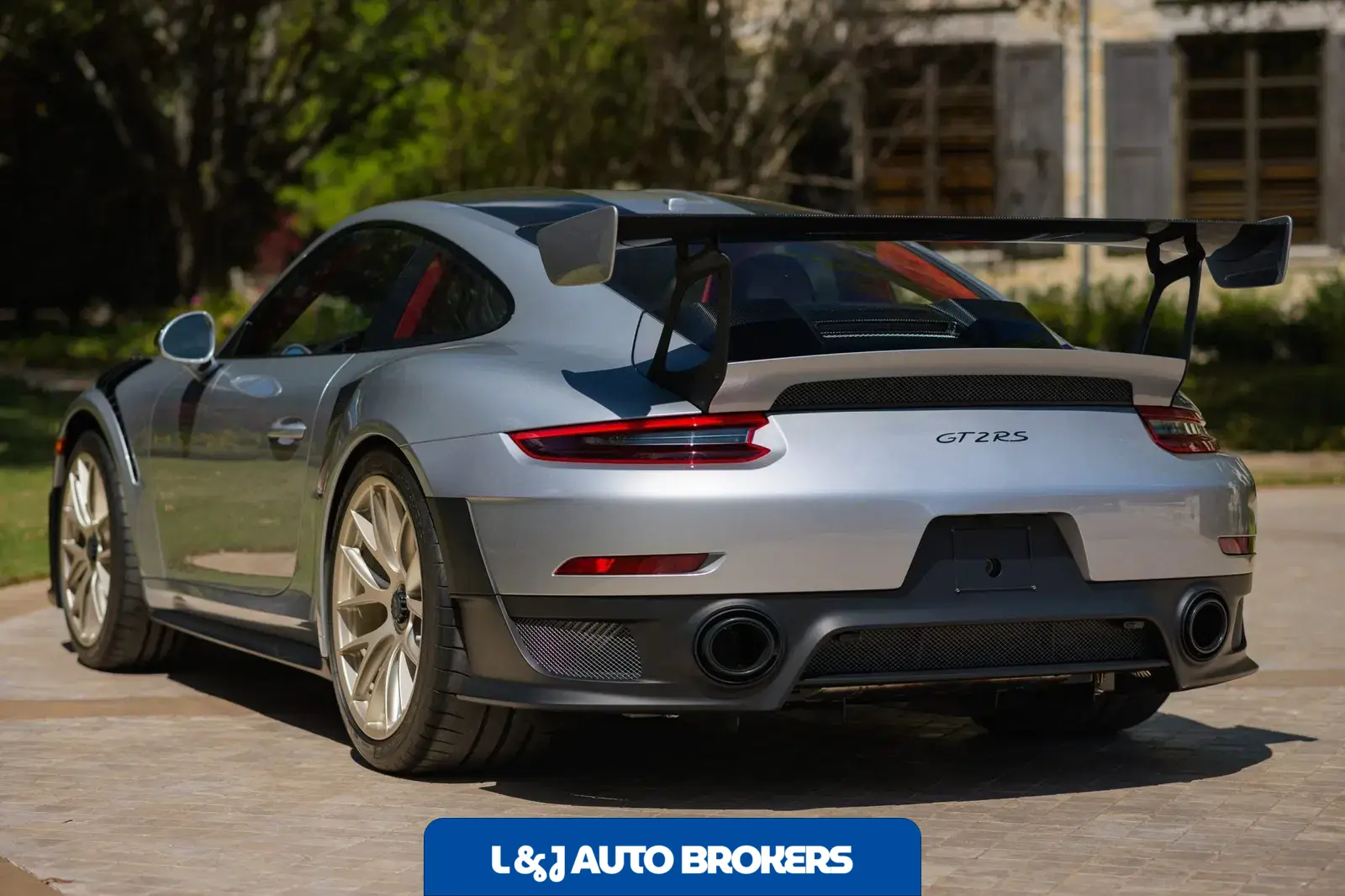 2018 Porsche 911 GT2 RS Weissach