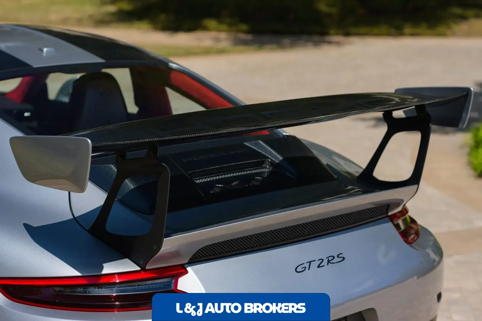 2018 Porsche 911 GT2 RS Weissach