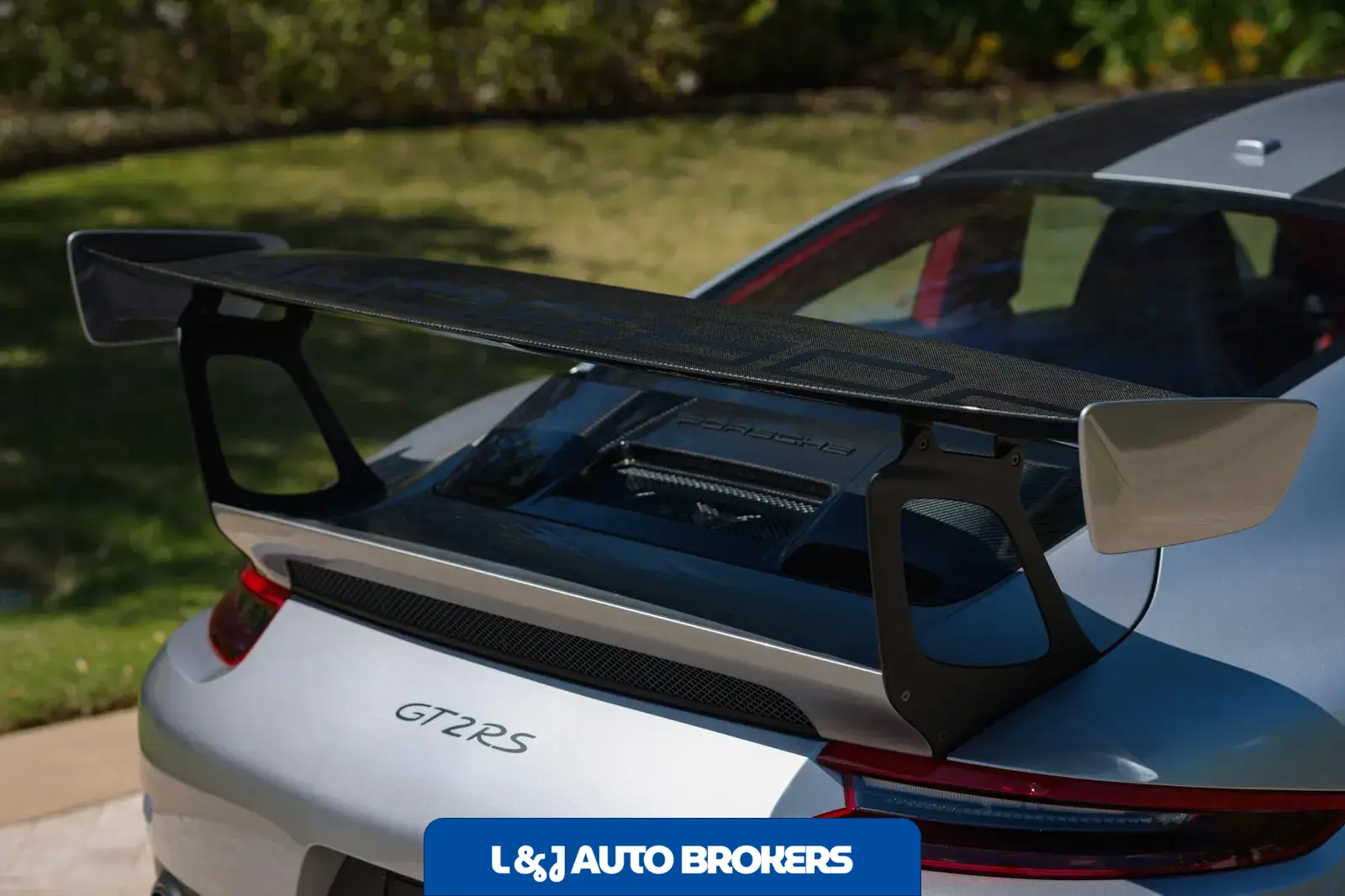 2018 Porsche 911 GT2 RS Weissach