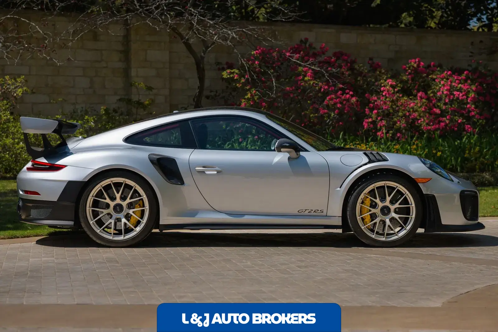 2018 Porsche 911 GT2 RS Weissach