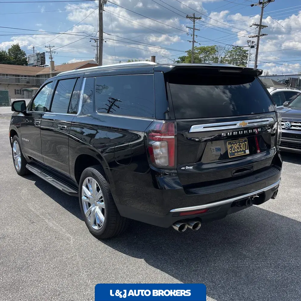 2021 Chevrolet Suburban High Country