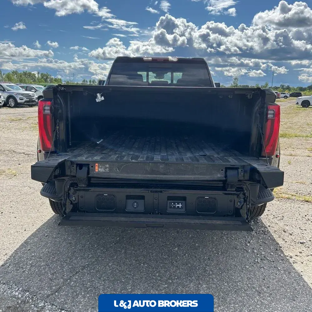 2024 GMC Sierra 3500 Denali Ultimate
