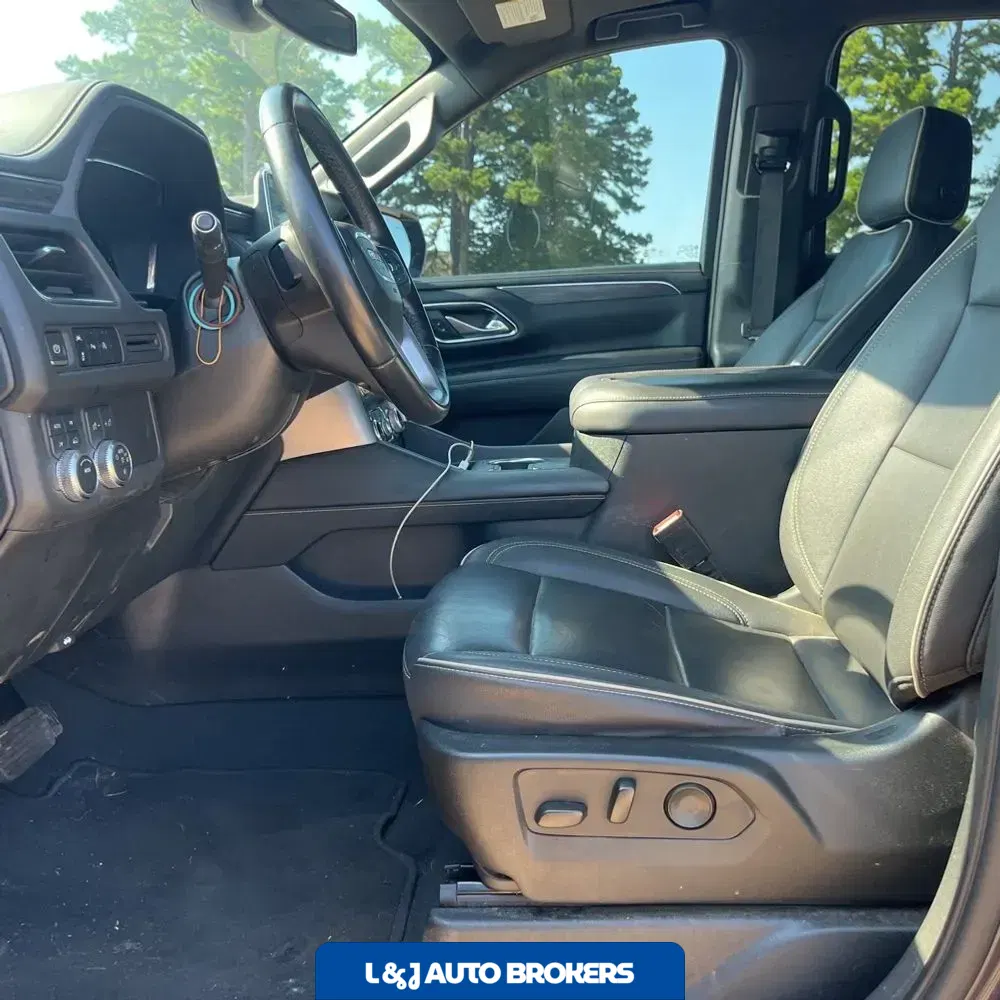 2023 GMC Yukon XL SLT