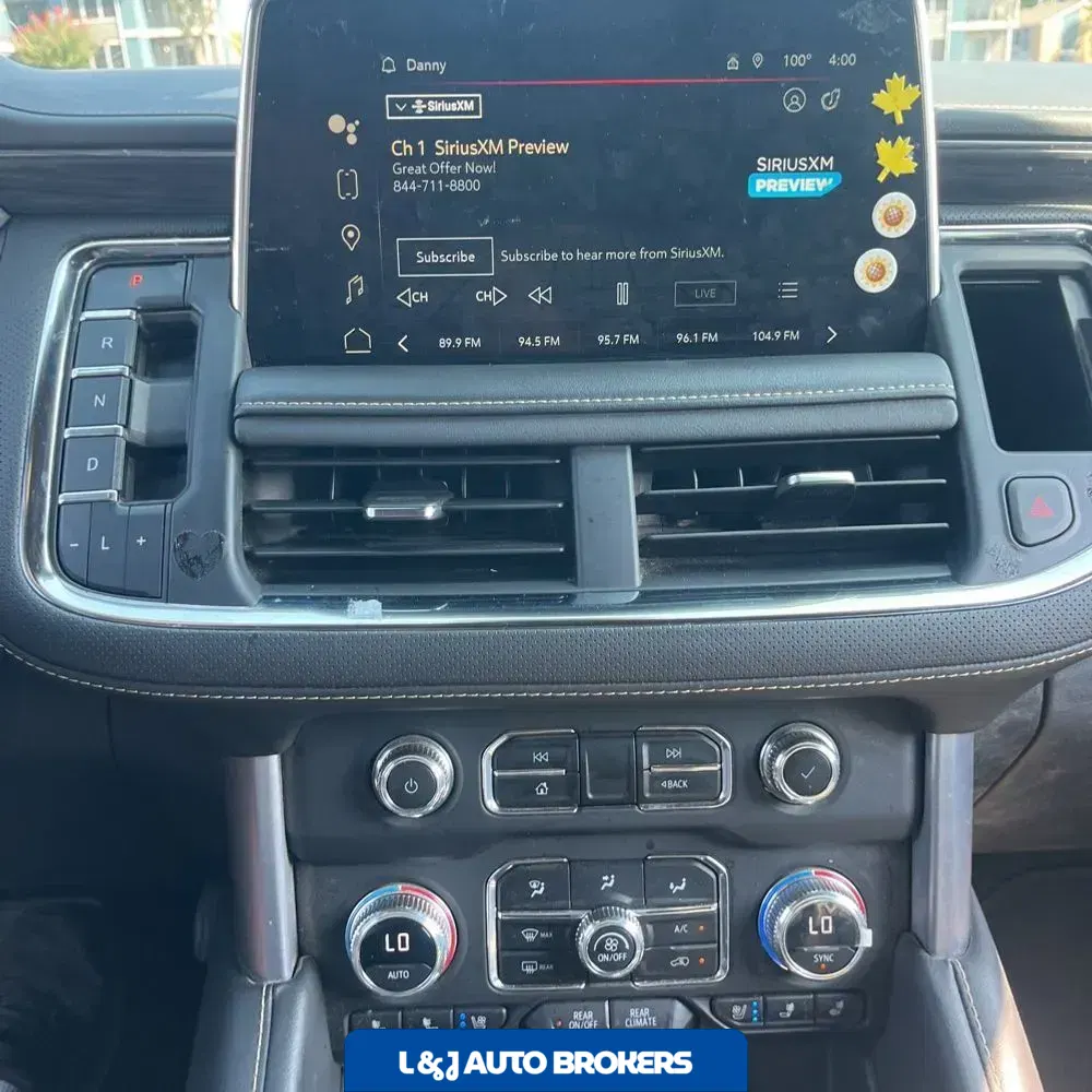 2023 GMC Yukon XL SLT