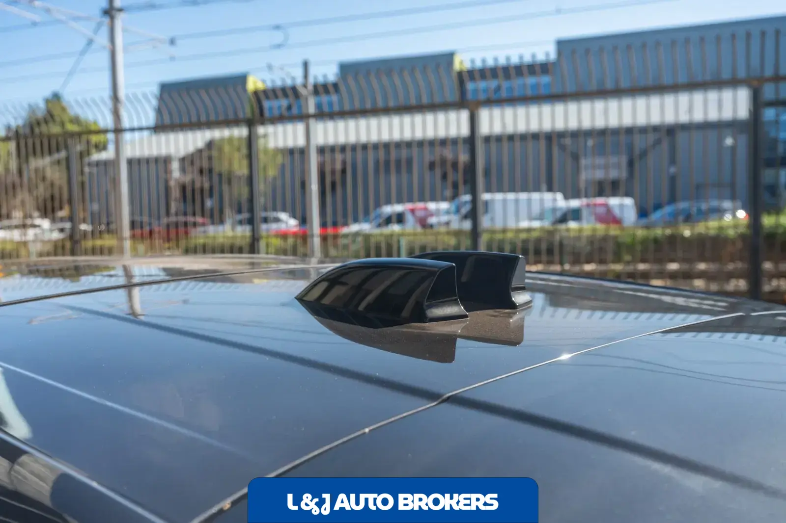 2024 Land Rover Range Rover P400 SE LWB