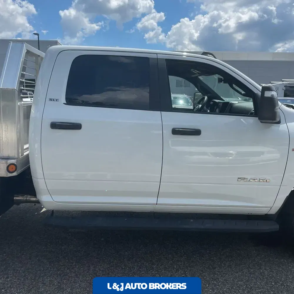 2023 Ram 3500 Cab/Chassis SLT