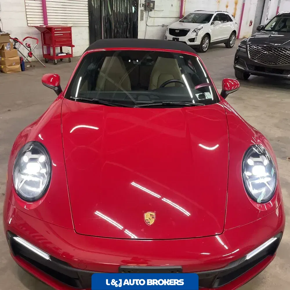 2021 Porsche 911 Carrera