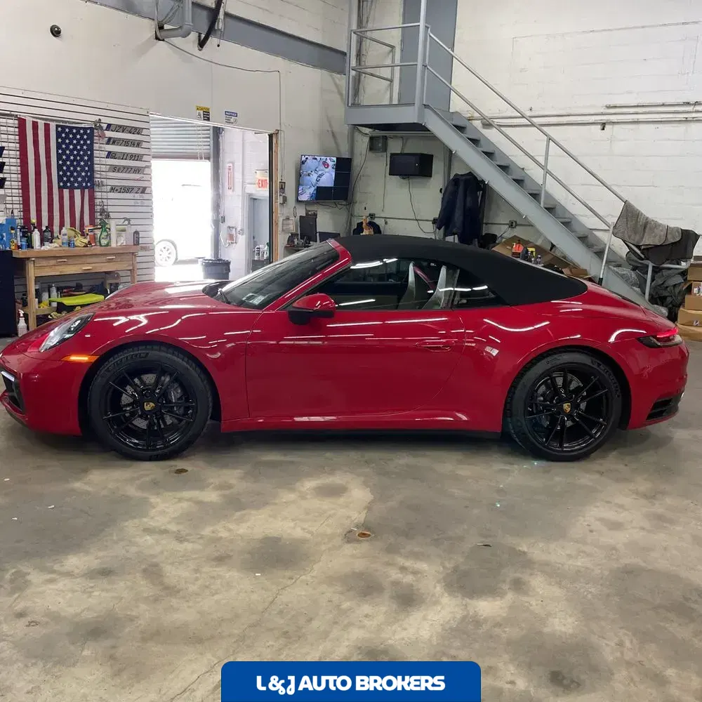 2021 Porsche 911 Carrera