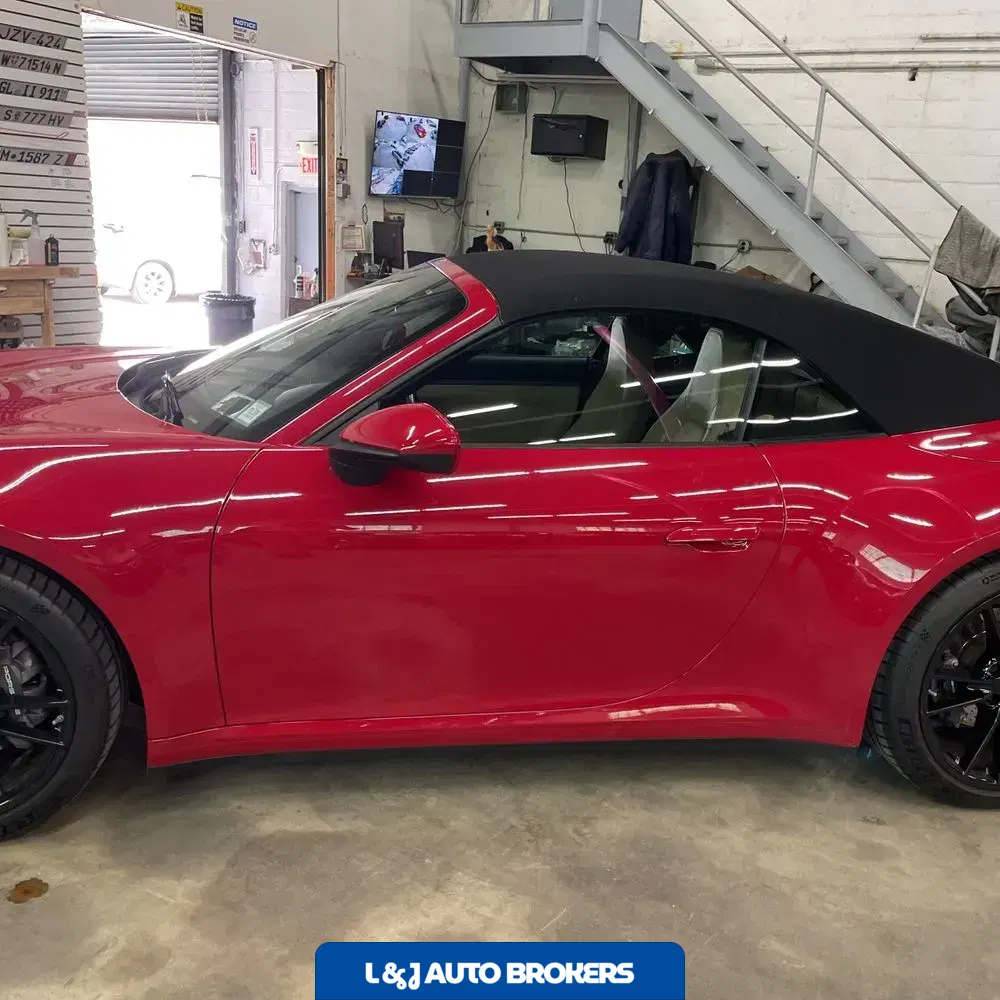 2021 Porsche 911 Carrera