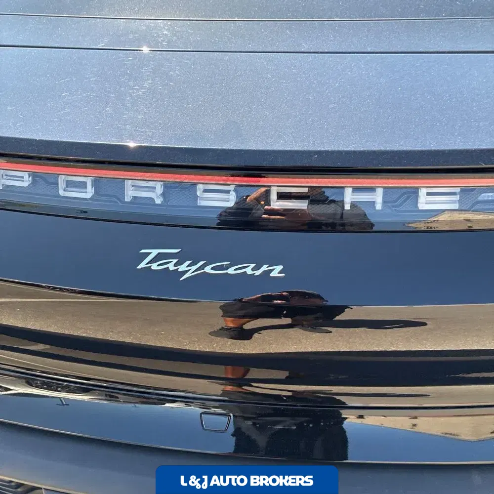2023 Porsche Taycan Base