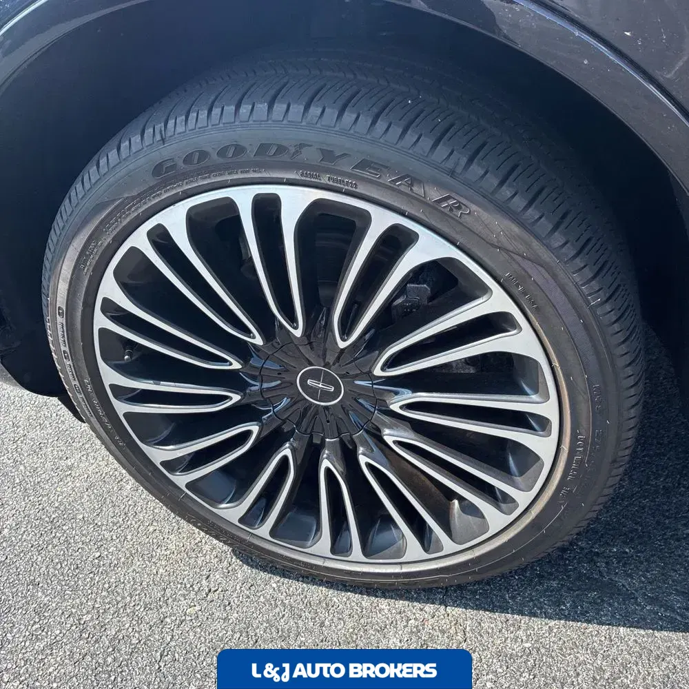 2023 Lincoln Aviator Black Label