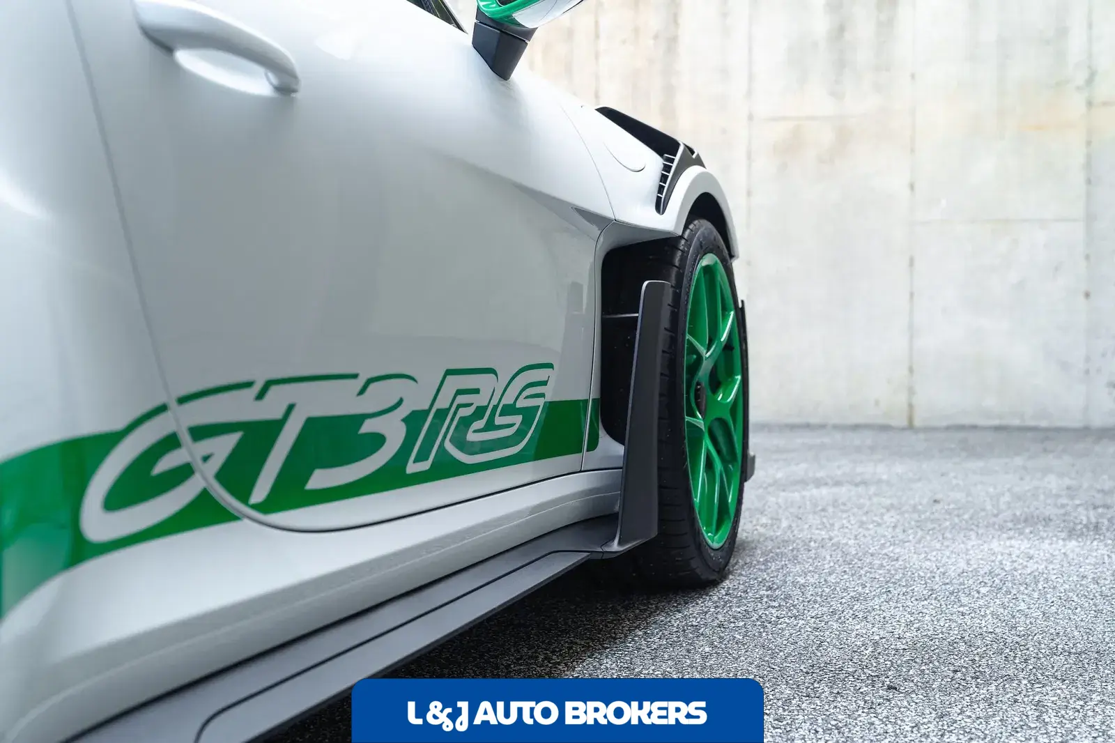 2023 Porsche 911 GT3 RS Tribute to Carrera RS Package