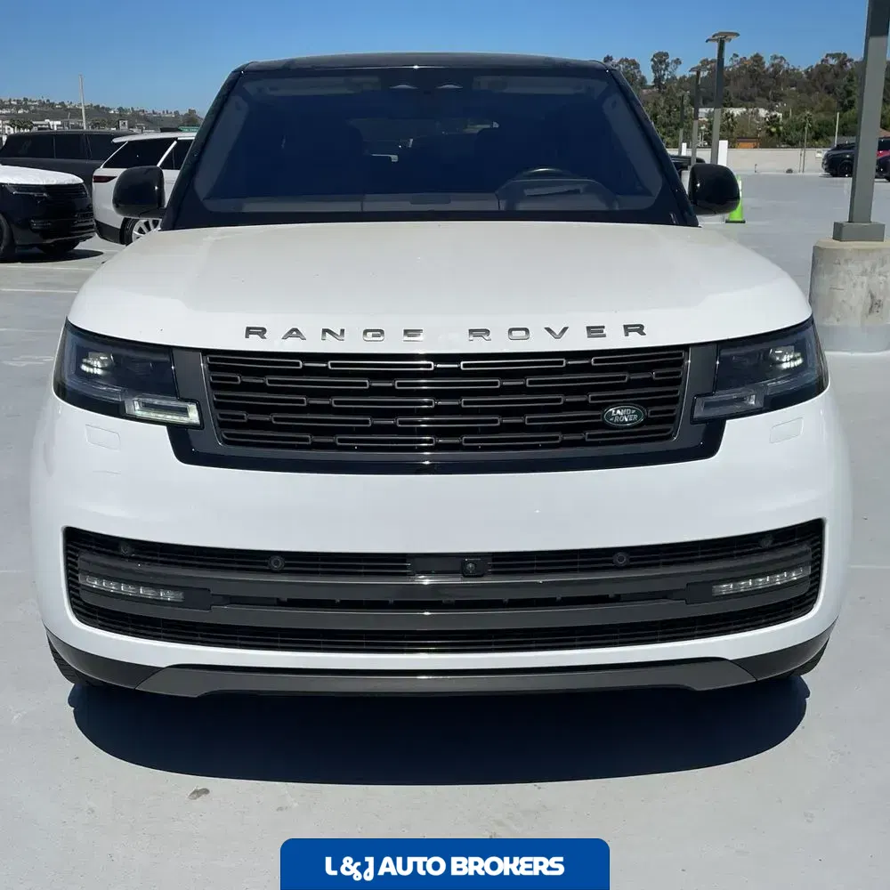 2023 Land Rover Range Rover SE