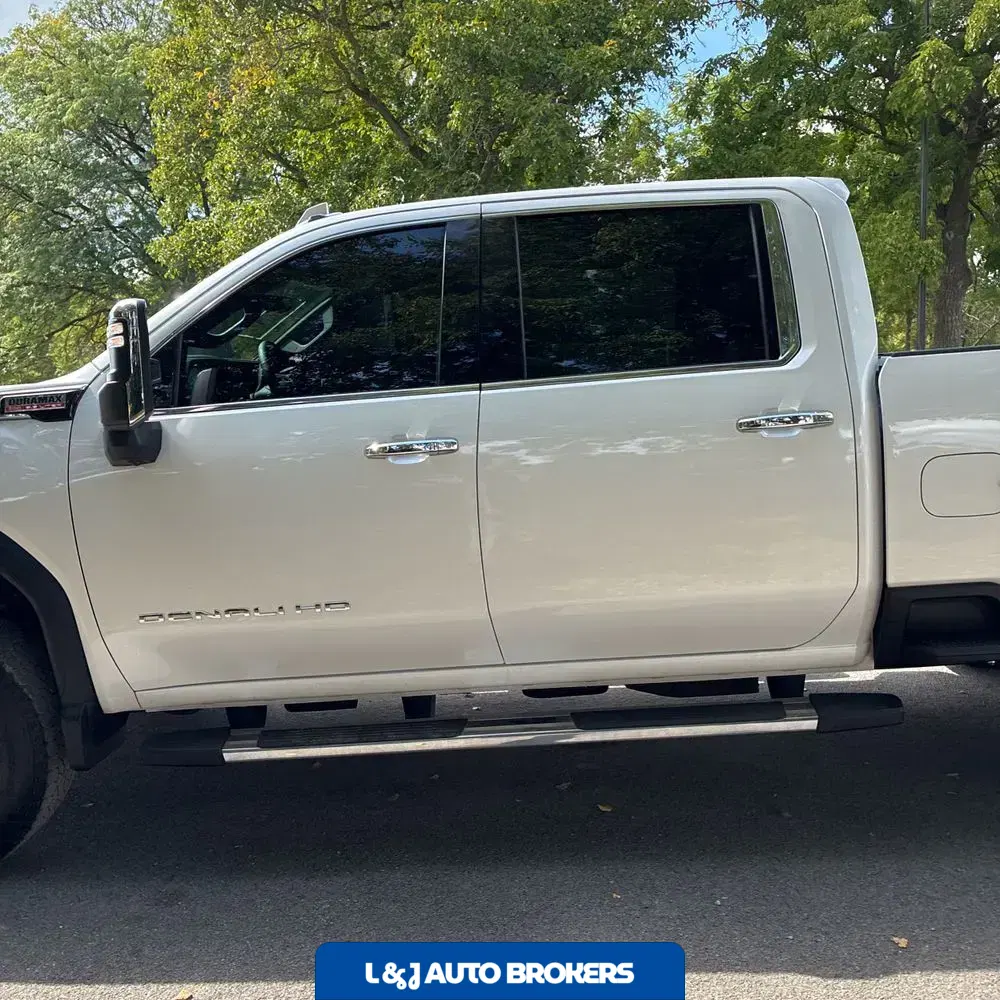 2025 GMC Sierra 2500 Denali