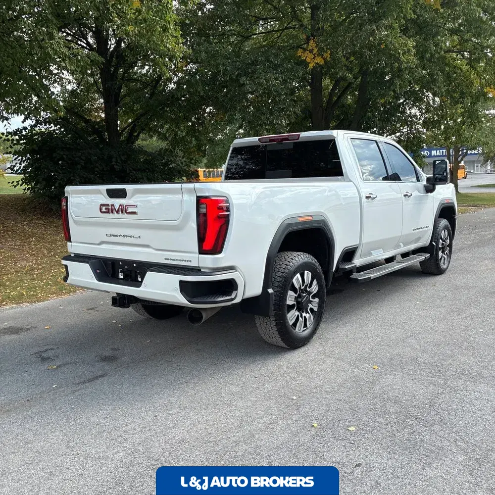 2025 GMC Sierra 2500 Denali
