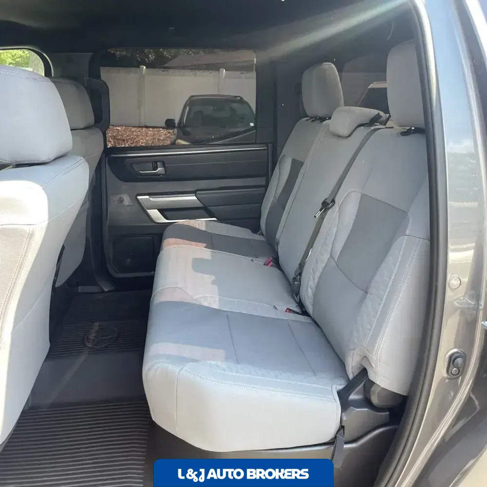2025 Toyota Tundra SR5