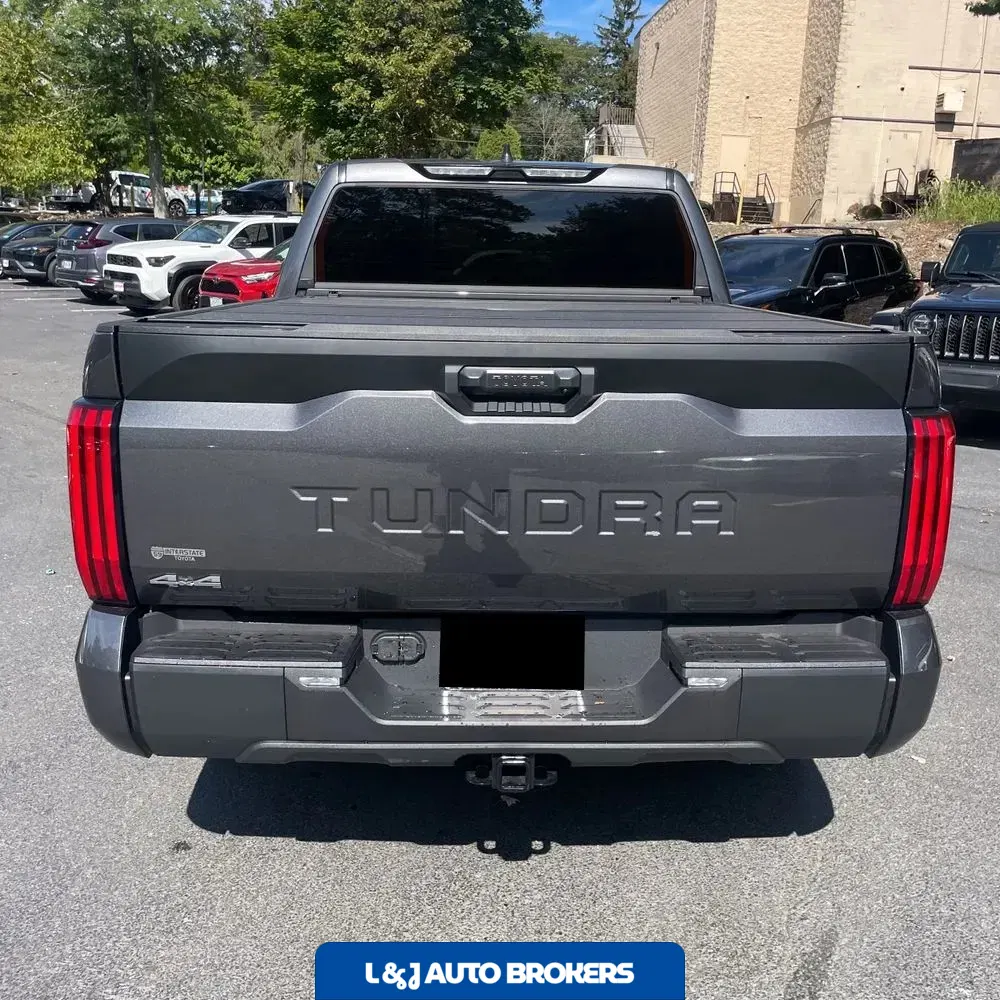 2025 Toyota Tundra SR5