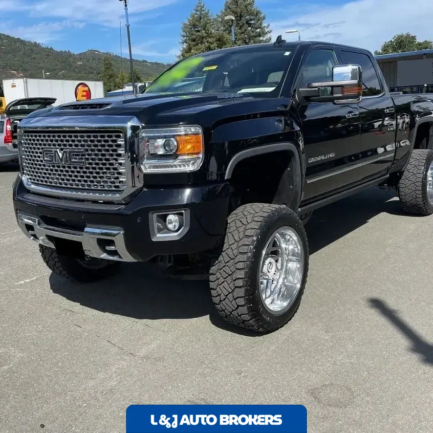2017 GMC Sierra 2500HD Denali