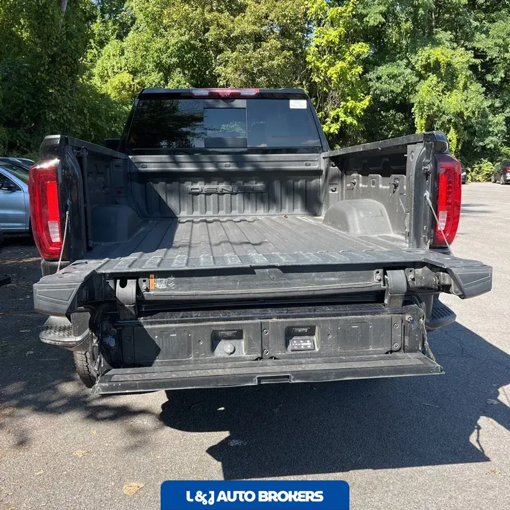 2023 GMC Sierra 2500HD Denali