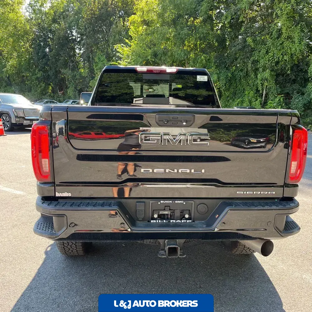 2023 GMC Sierra 2500HD Denali