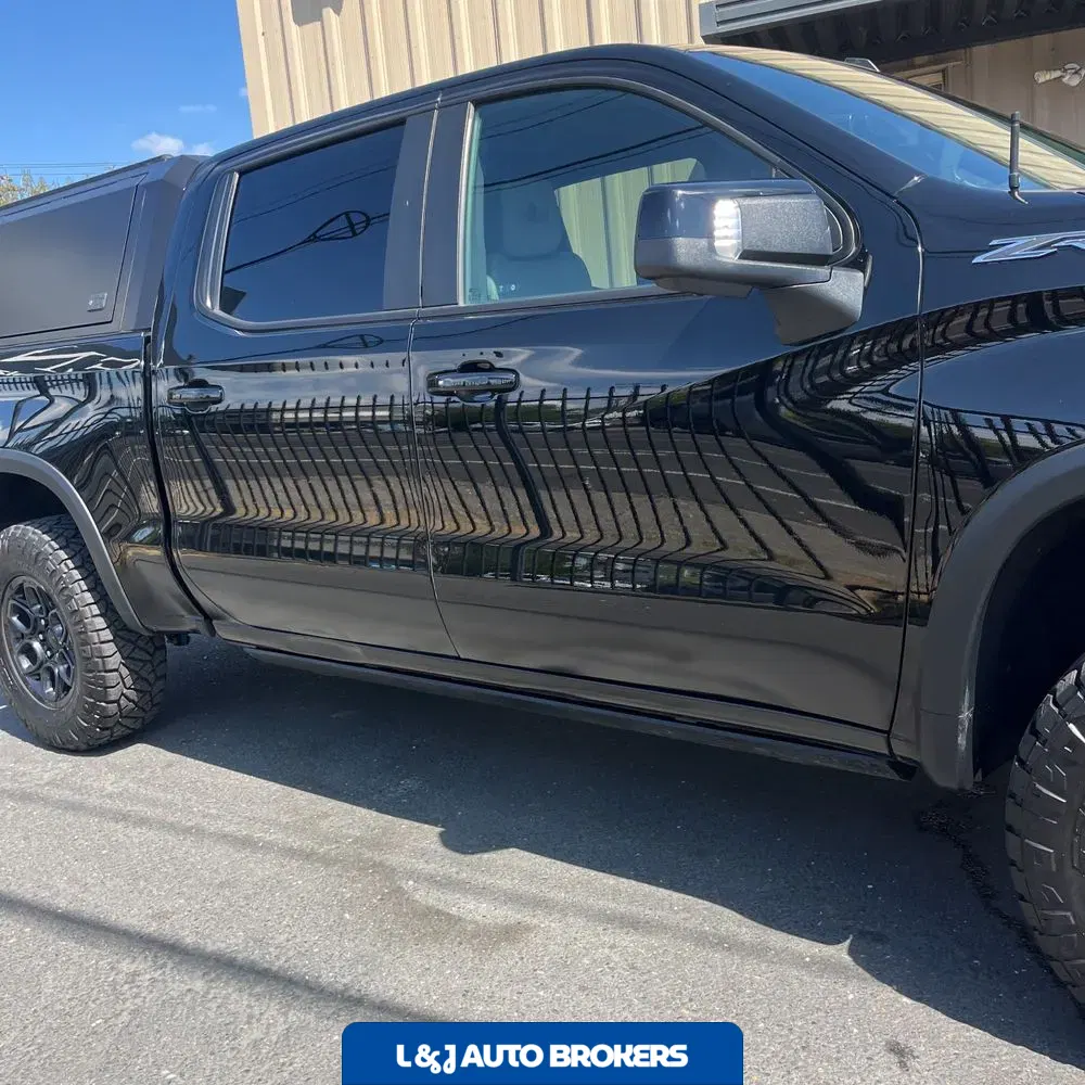 2023 Chevrolet Silverado 1500 ZR2