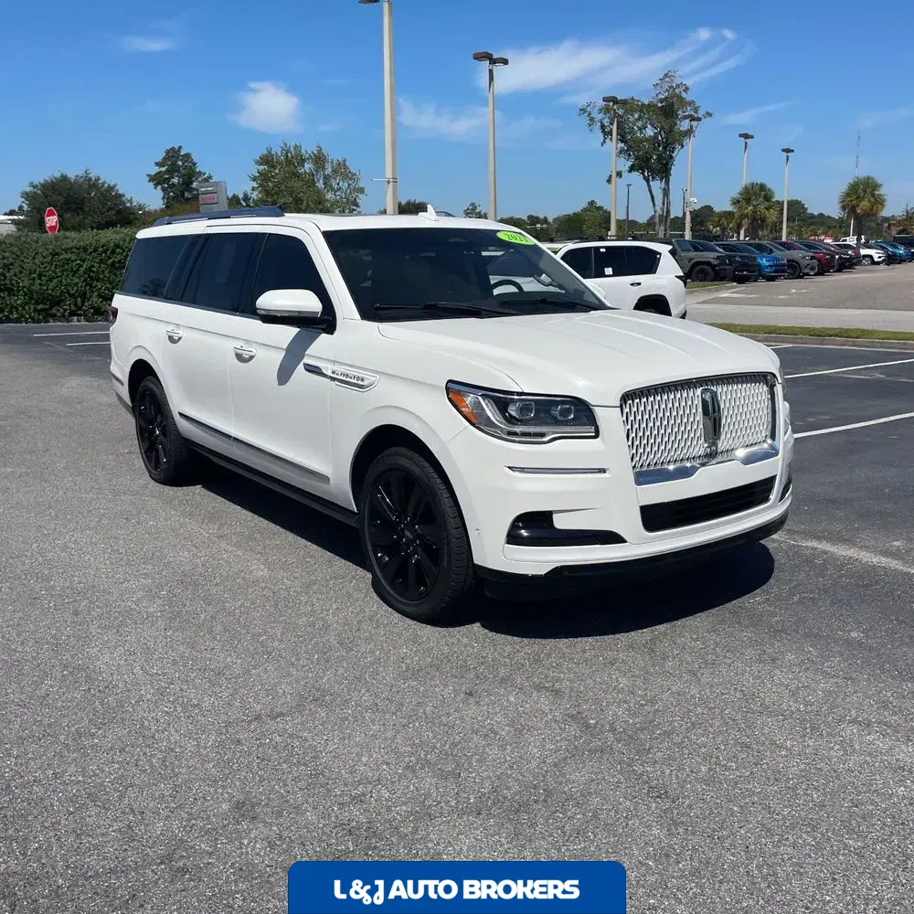 2023 Lincoln Navigator L Reserve