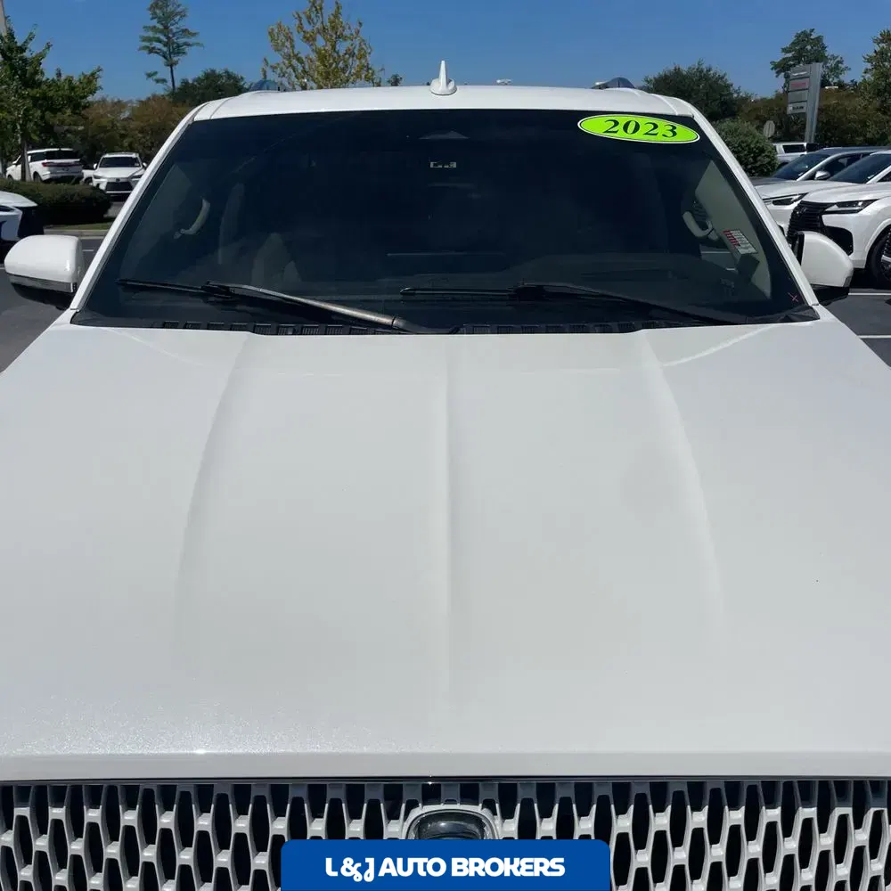 2023 Lincoln Navigator L Reserve
