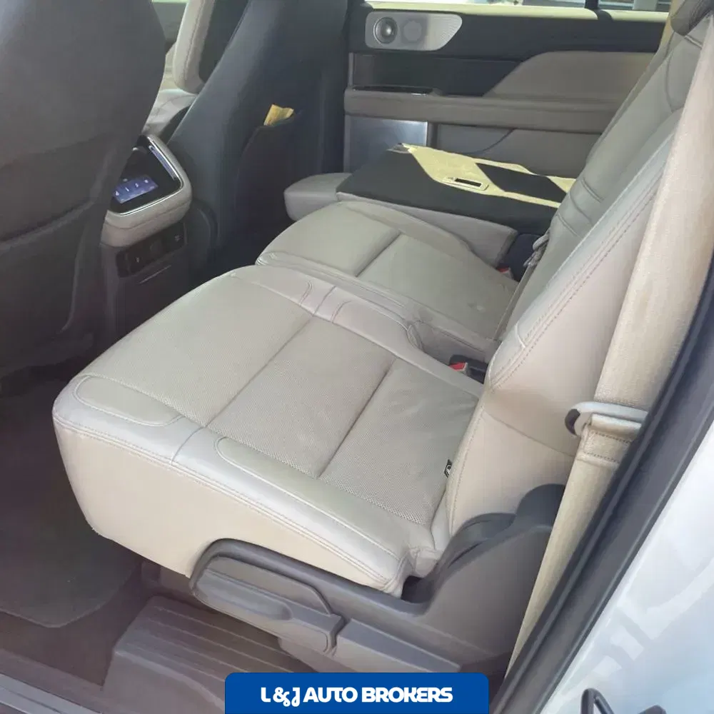 2023 Lincoln Navigator L Reserve