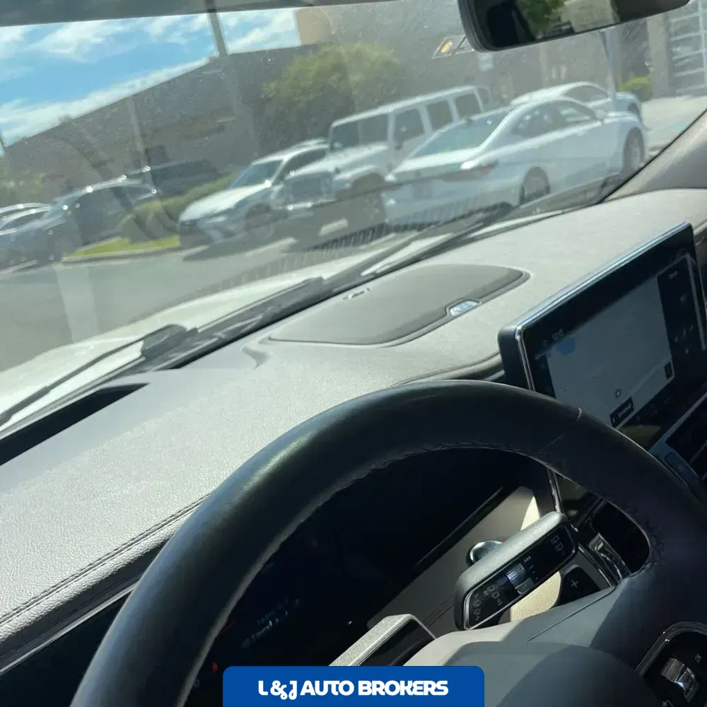 2023 Lincoln Navigator L Reserve