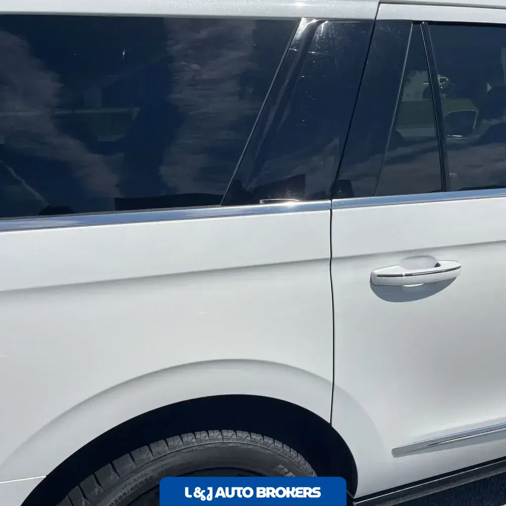 2023 Lincoln Navigator L Reserve