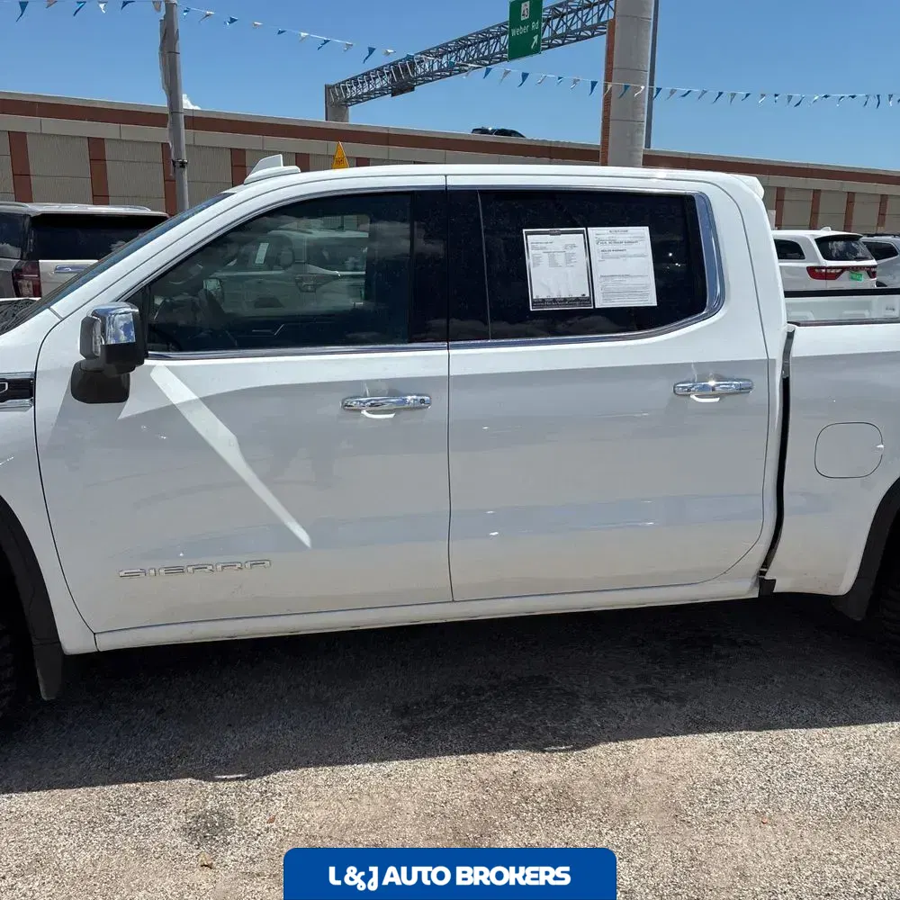 2024 GMC Sierra 1500 SLT
