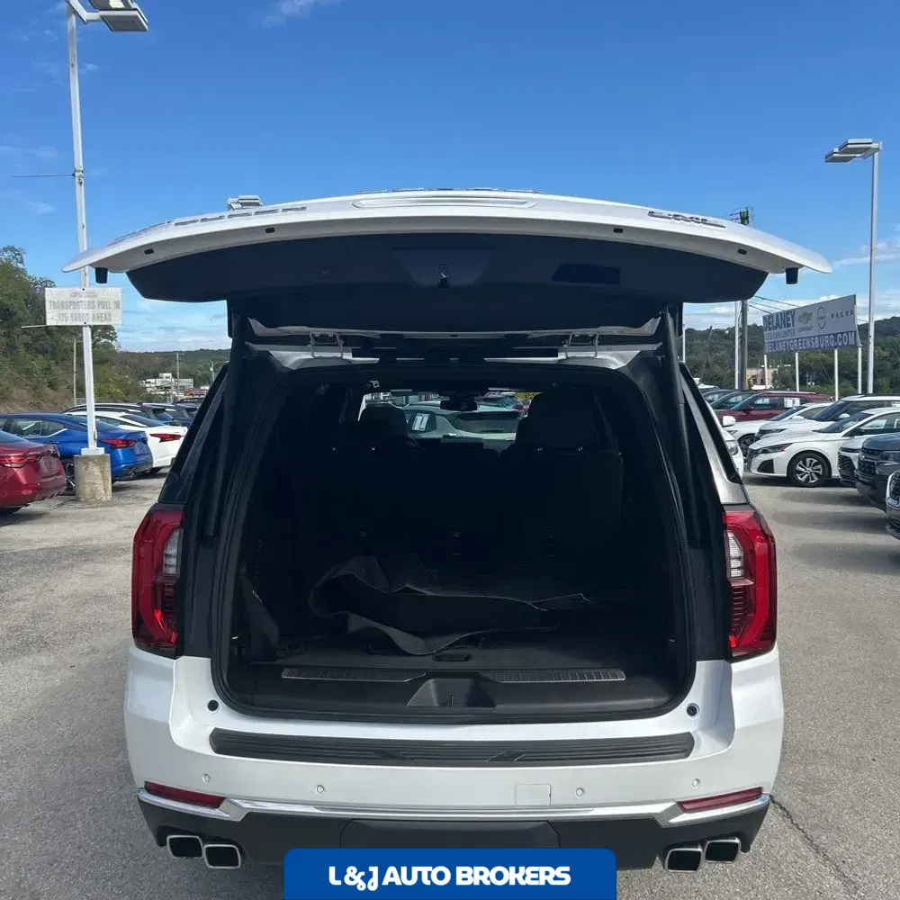 2025 GMC Yukon XL Denali