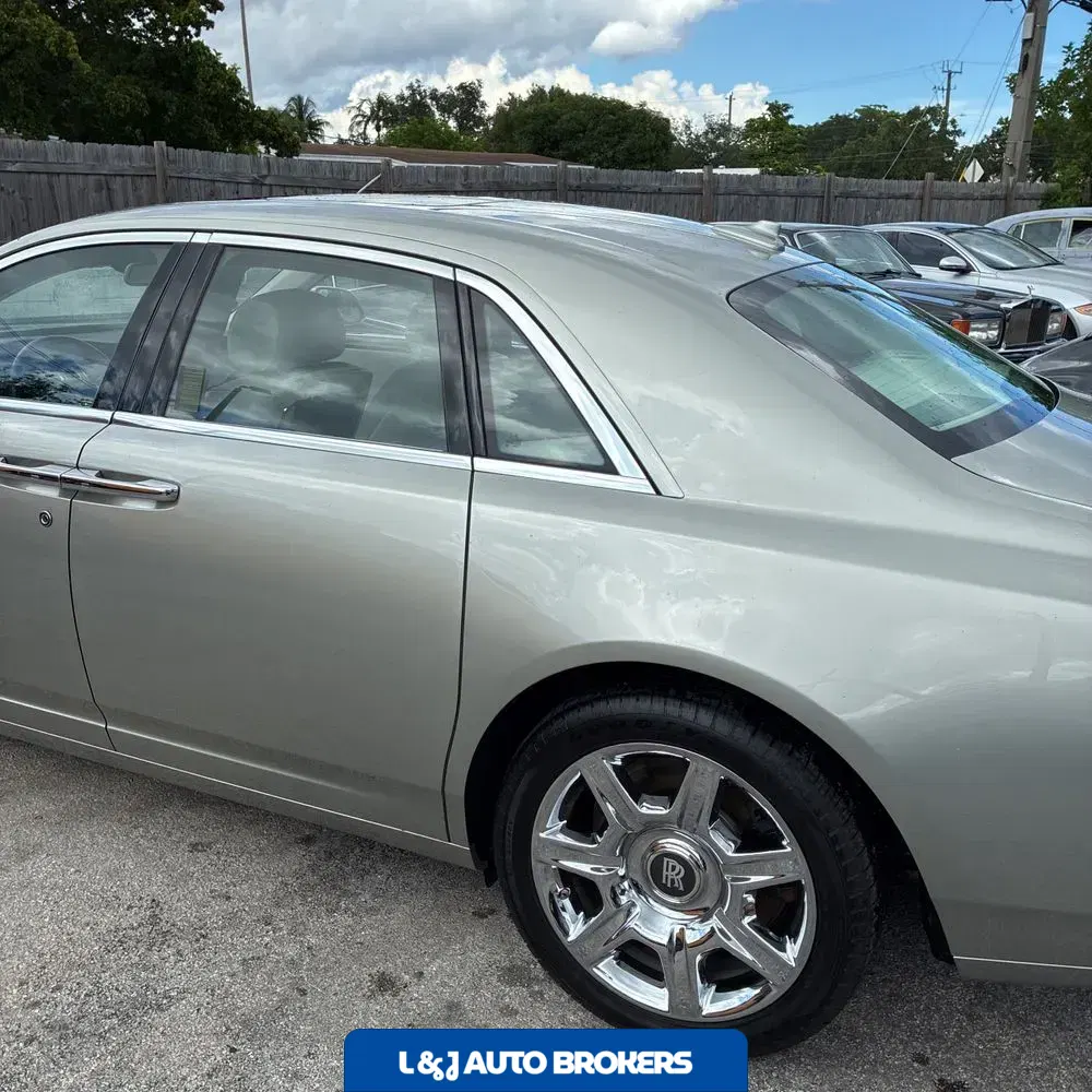 2012 Rolls Royce Ghost Base