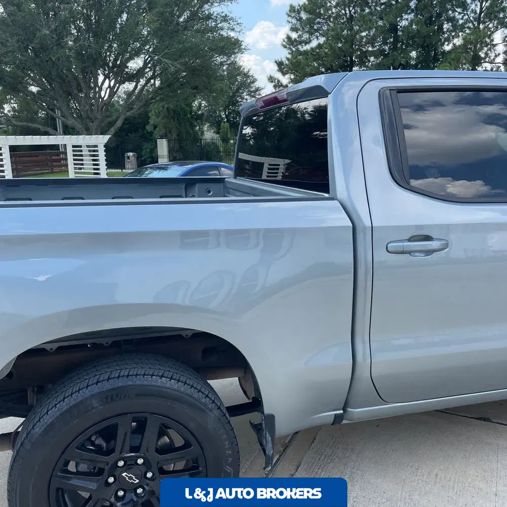 2024 Chevrolet Silverado 1500 RST