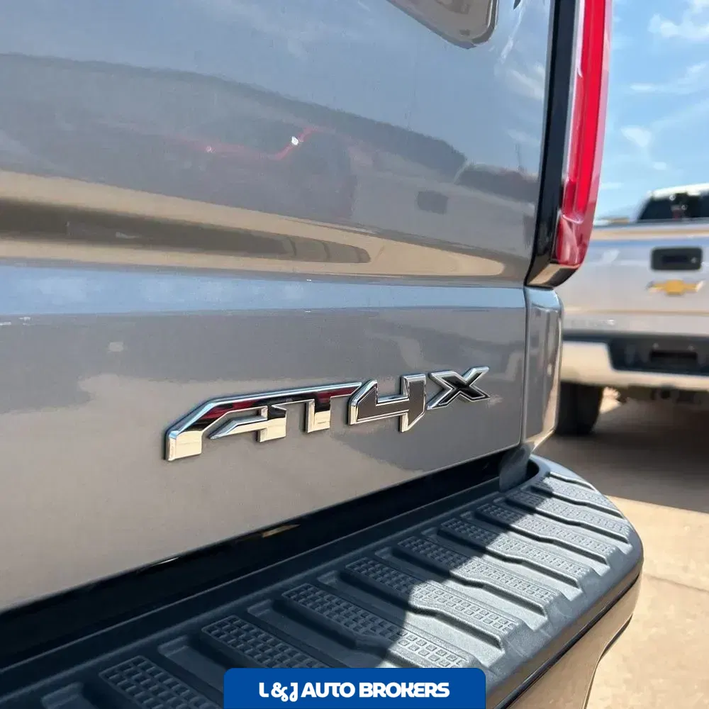 2023 GMC Sierra 1500 AT4X